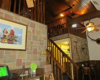 Trapper's Choice Inn & Restaurant - Parry Sound