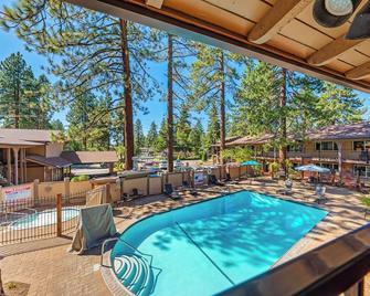 The Lodge at Lake Tahoe - South Lake Tahoe - Pool