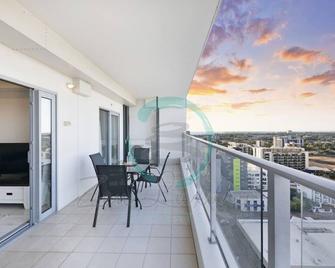 Zen Ocean Bliss - Cozy 2-Br/2-Ba Sea View Retreat - Darwin - Balcón