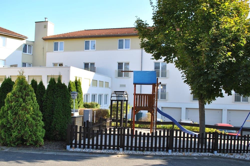 هايديهوتل لوباست