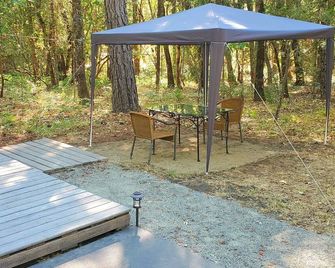 Glamping Tent in The Woods - Grants Pass - Βεράντα