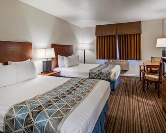 Best Western Capital City Inn - Sacramento - Bedroom