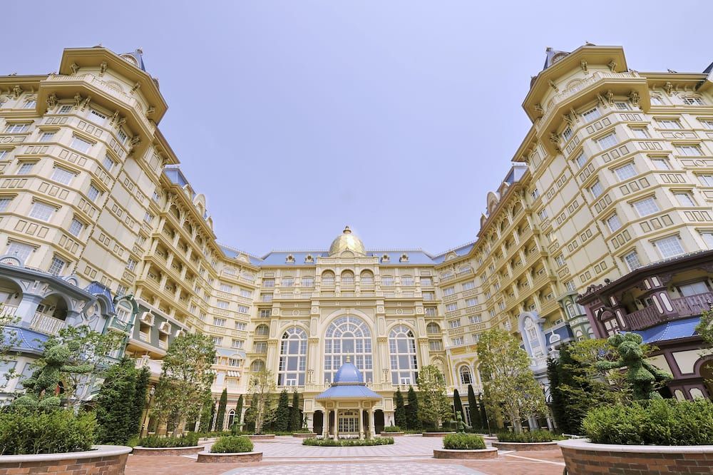 Tokyo Disneyland (R) Hotel from $404. Urayasu Hotel Deals
