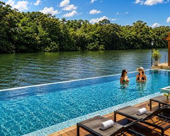 Grand Resort & Residences - Belize City - Pool