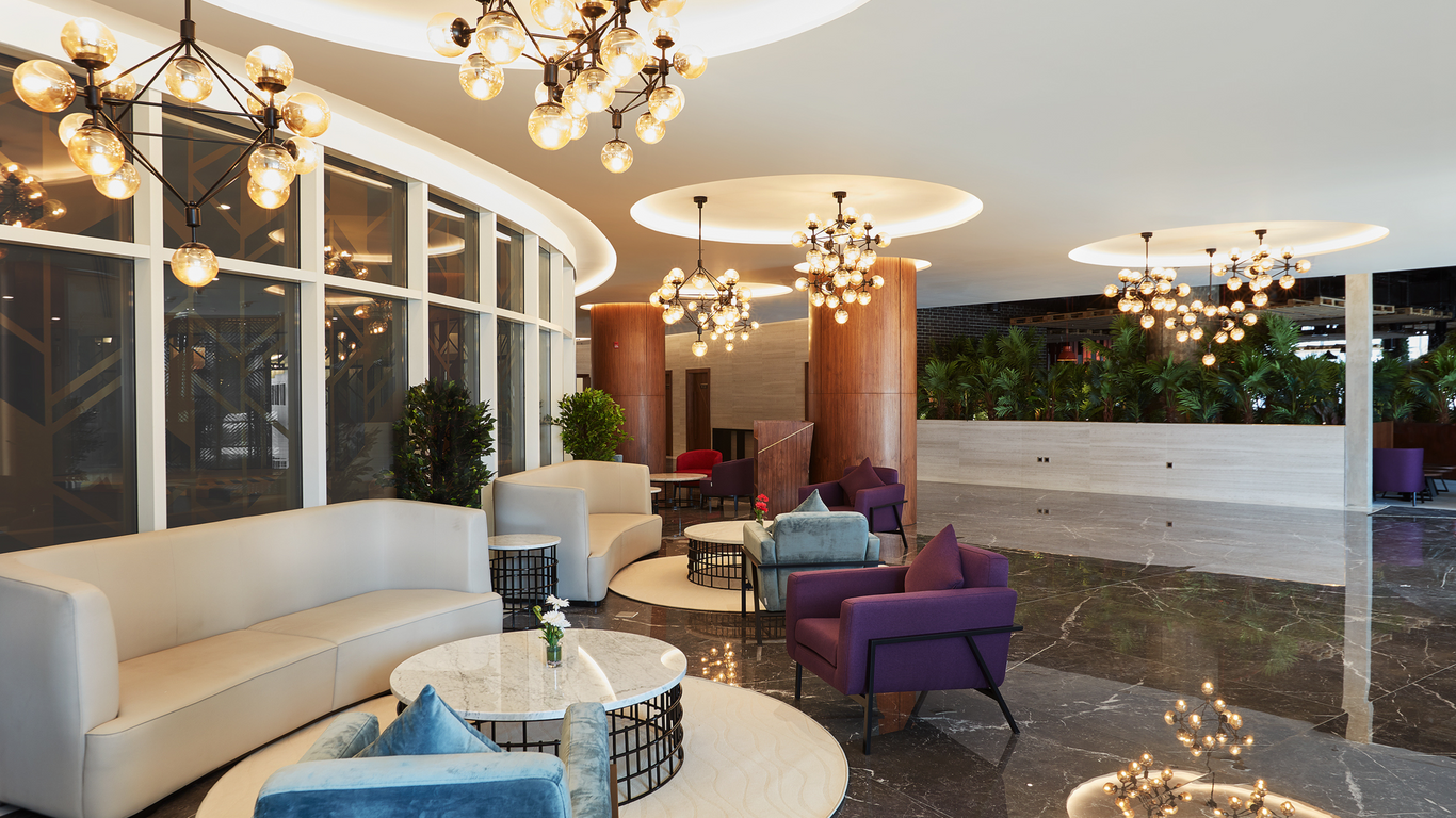 Park Regis Business Bay