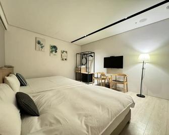 Feng-Chi Inn - Taitung City - Bedroom