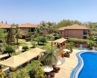 Seafront Residences - Serrekunda - Πισίνα