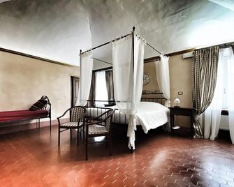 Abbazia delle Sorelle - Novello - Chambre