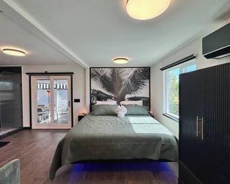 Wellness&Spa Retreat sleeps 19 - Phoenix - Chambre