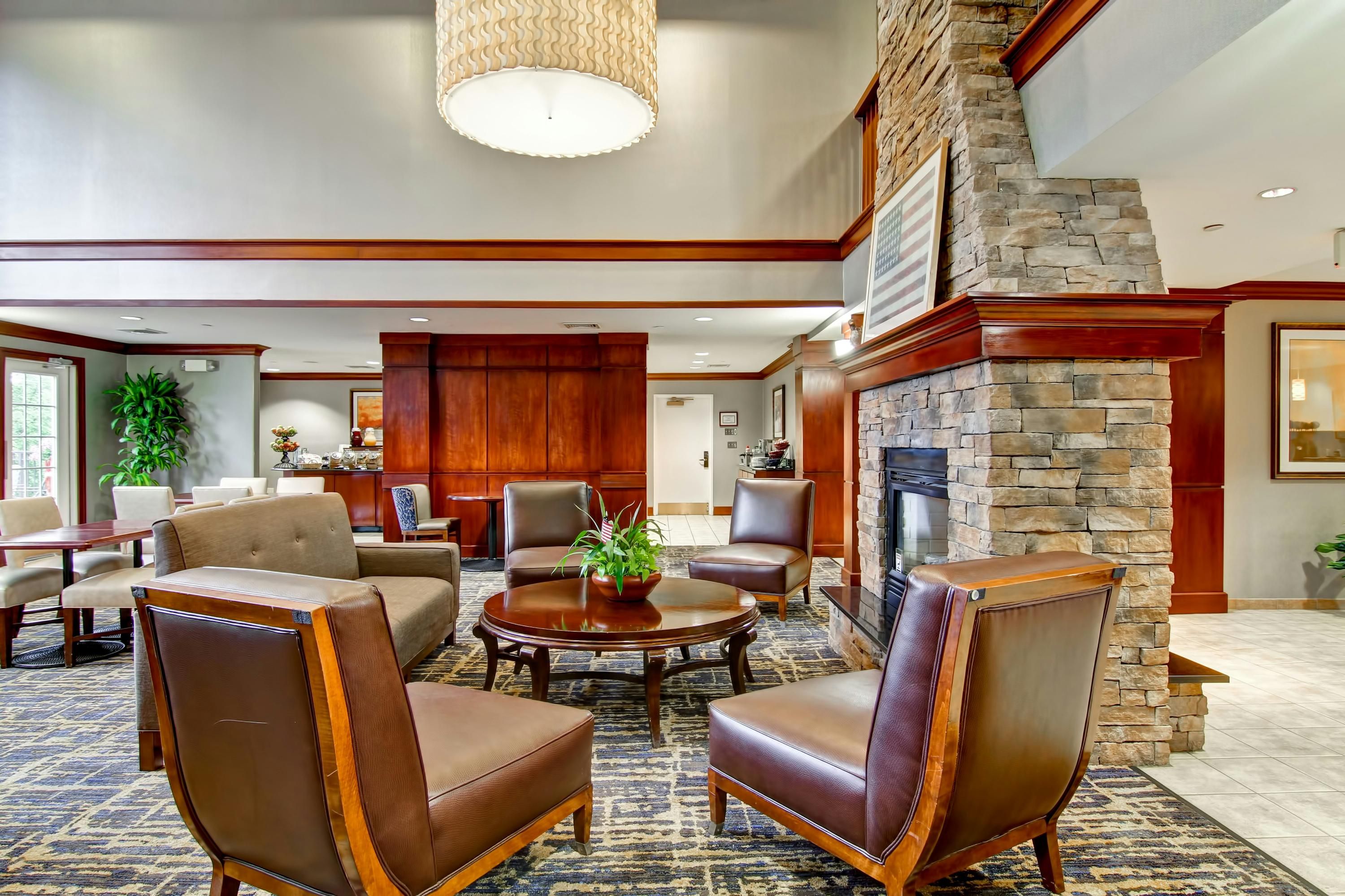 Homewood Suites by Hilton Stratford - Stratford - Lounge