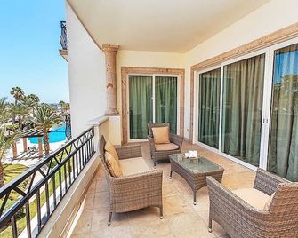 Spectacular Luxury Condo, Just Steps From The Beach. High-Relax - Cabo San Lucas - Balcony
