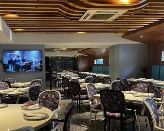 Weenjoy Hotels Grand Prix Aeropuerto Cdmx - Mexico City - Restaurant