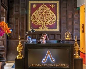 Andrassy Thai Hotel - Budapest - Front desk