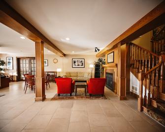 Country Inn & Suites by Radisson, Regina, Sask - Regina - Lobby