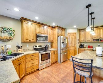 Lovely Twin Falls Home with Private Hot Tub! - Twin Falls - Kuchyň