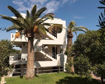 Proimos Apartments - Gerani - Building