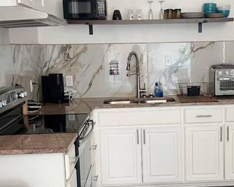 Dog house! - Baker - Cocina
