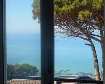 Bluoltremare - Realmonte - Varanda