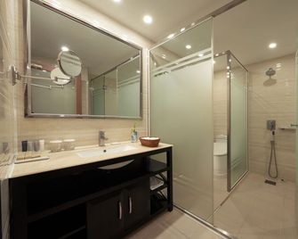 Gyeongju Tourist Hotel GG - Gyeongju