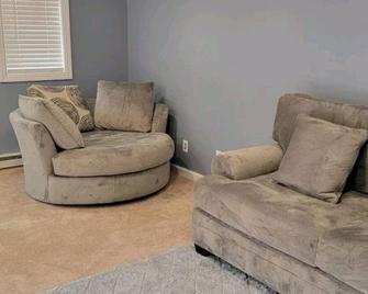 Peaceful, Private, Friendly Environment 5 minutes to the Historic Omni. - Hot Springs