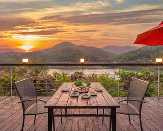 Gapyeong Rowa River view Pension - Gapyeong