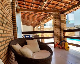 Pousada Lua Azul - פורטו דה גליניאש - מרפסת