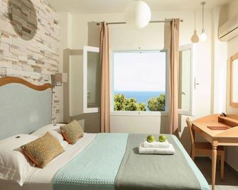 Ikion Eco Boutique Hotel - Patitiri - Schlafzimmer