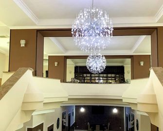 Albert Hotel - Ploiești