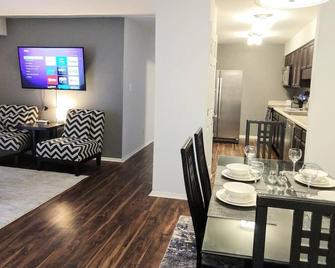 Desirable Condo in Central Raleigh - Raleigh - Comedor