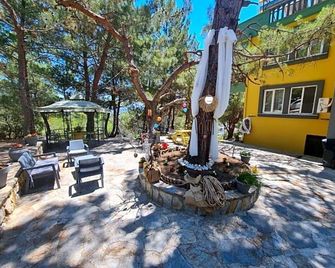 Sari Konak Butik Otel - Güre - Salónek