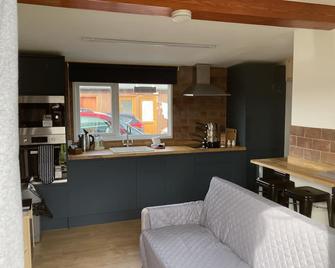 2br-Sleeps3-Parking-Nearbeach - Mablethorpe - Kitchen