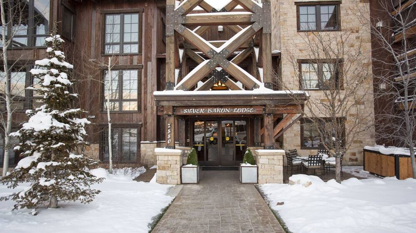 Silver Baron Lodge
