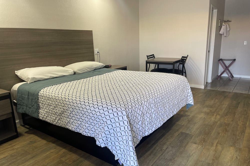 Town House Motel - Sanger - Slaapkamer