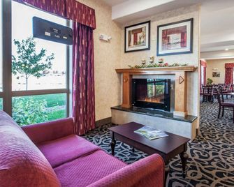 Comfort Suites Wenatchee Gateway - Wenatchee - Living room