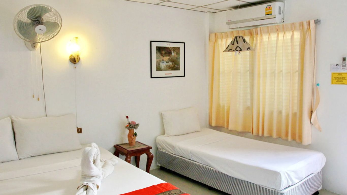 JJ karon beach hotel