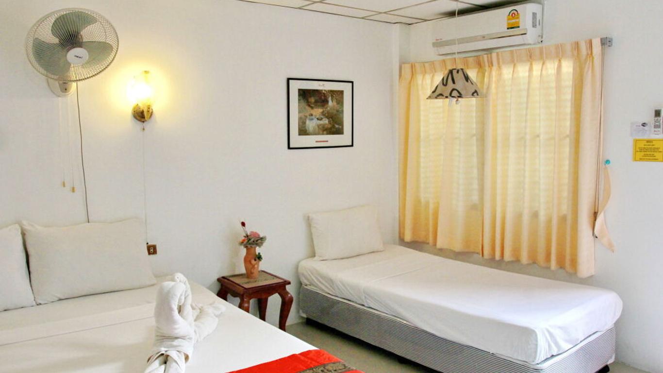 JJ karon beach hotel