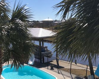 River Escape - Bay Saint Louis - Pool