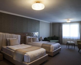 Royal Milano Hotel - Van - Habitación