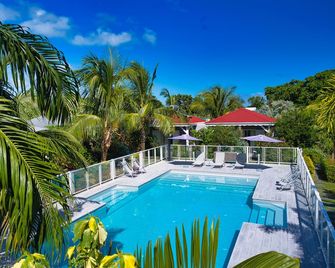 Hôtel & Villa Le Cocotel - Saint-François - Piscina