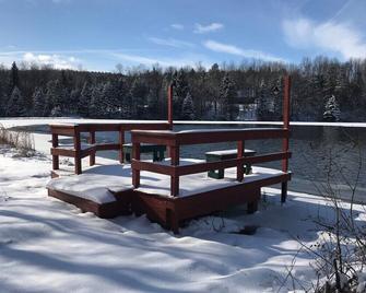 Hidden Lakefront Retreat - Smyrna