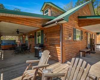 Hot Tub Secluded Ozark Mt Cabin On 12 Acres Across From River - Jasper - Patio