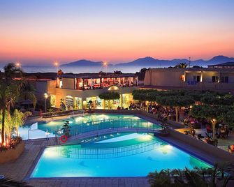 Sandy Beach - Marmari - Pool