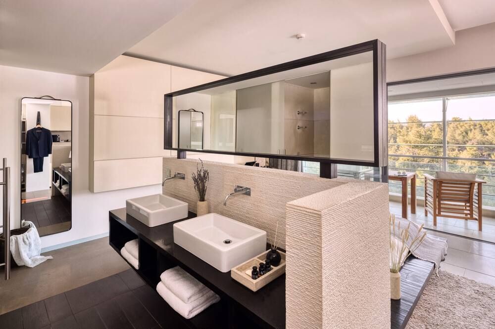 Life Gallery - Ekáli - Baño
