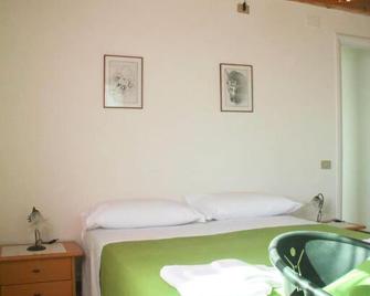 IL Campetto Country House - Senigallia - Slaapkamer