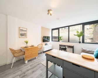 Castle Street Apartment - Dundee - Wohnzimmer
