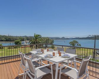 Harbourside Haven - Whangamata Holiday Home - Whangamata - Balcón