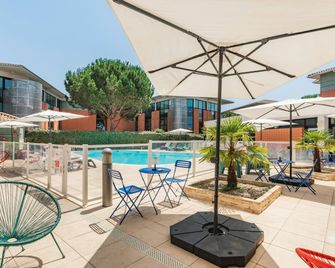 Appart'City Confort Toulouse Purpan - Toulouse - Pool