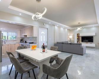 beachfront pool villa Cottage - Plimmiri - Comedor