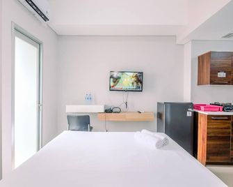 Cozy And Modern Look Studio Transpark Juanda Bekasi Timur Apartment - Bekasi - Bedroom
