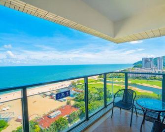 Yangjiang Hailing Island Poly Shili Yintan Fourth Quarter Holiday Apartment - Yangjiang - Balkon